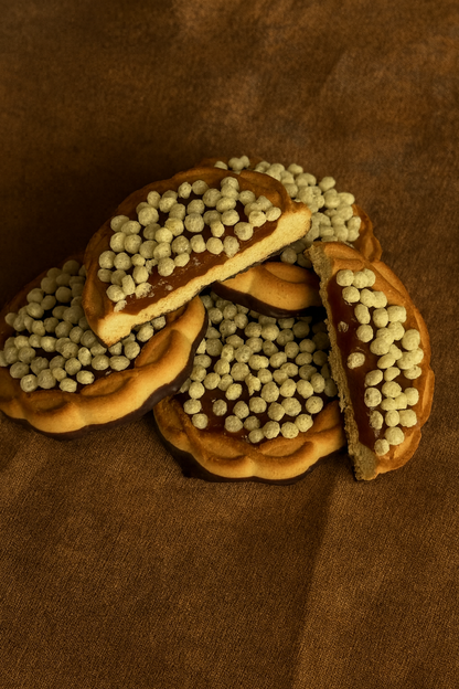 Biscuiți Zlata Toffy partial glazurați 450 gr.